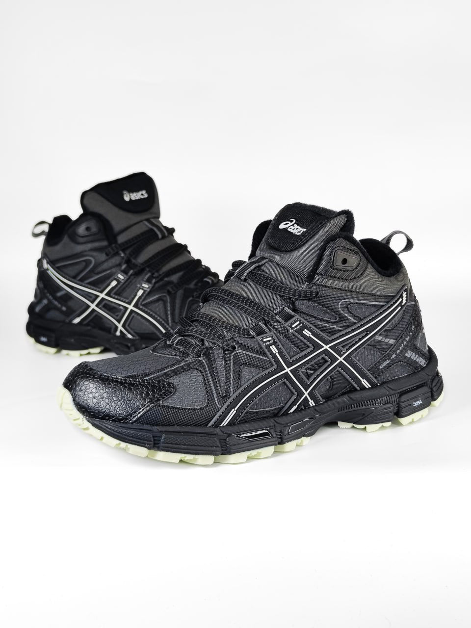 Asics Gel-Kahana 8 Hight Fur Black Haki