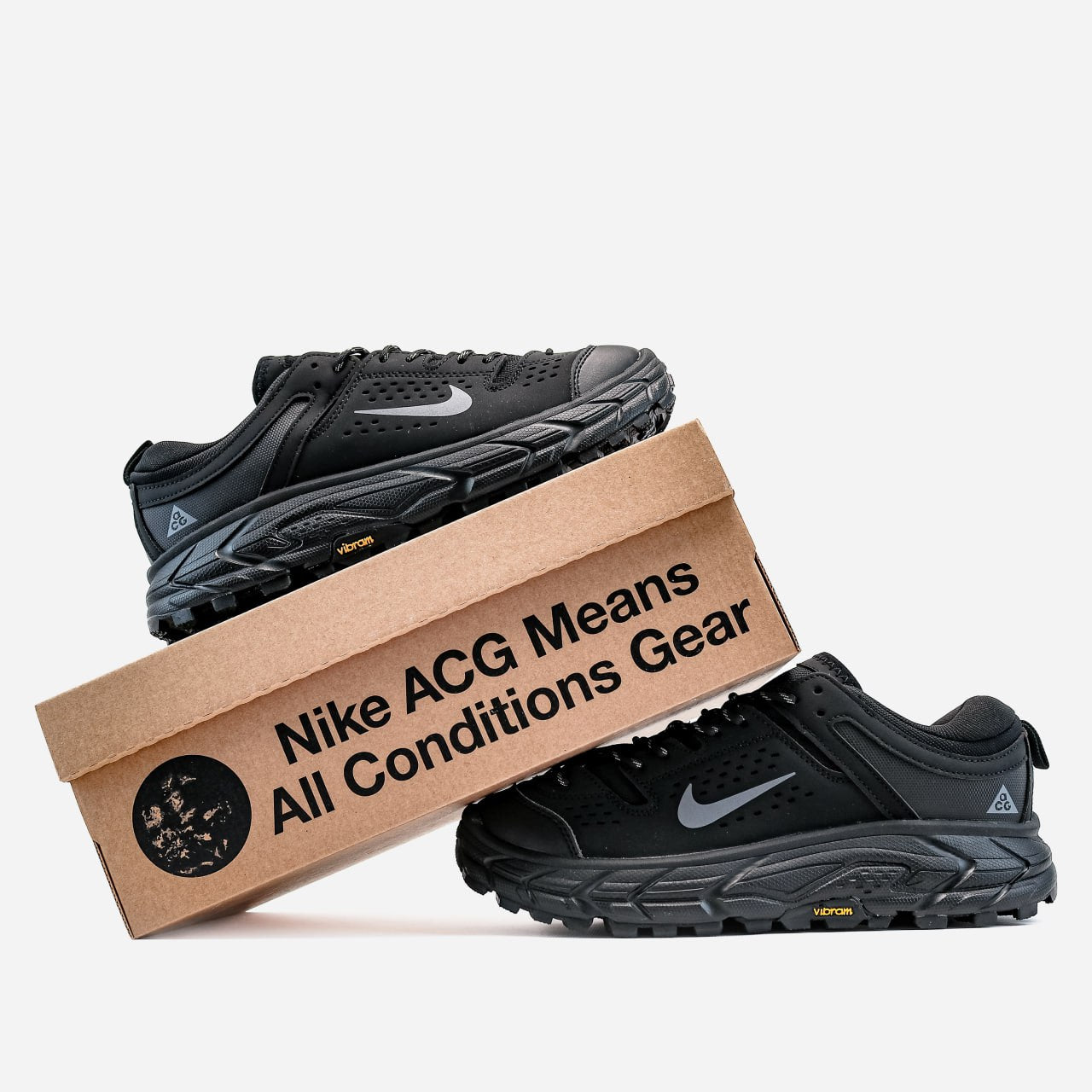 Nike ACG Black