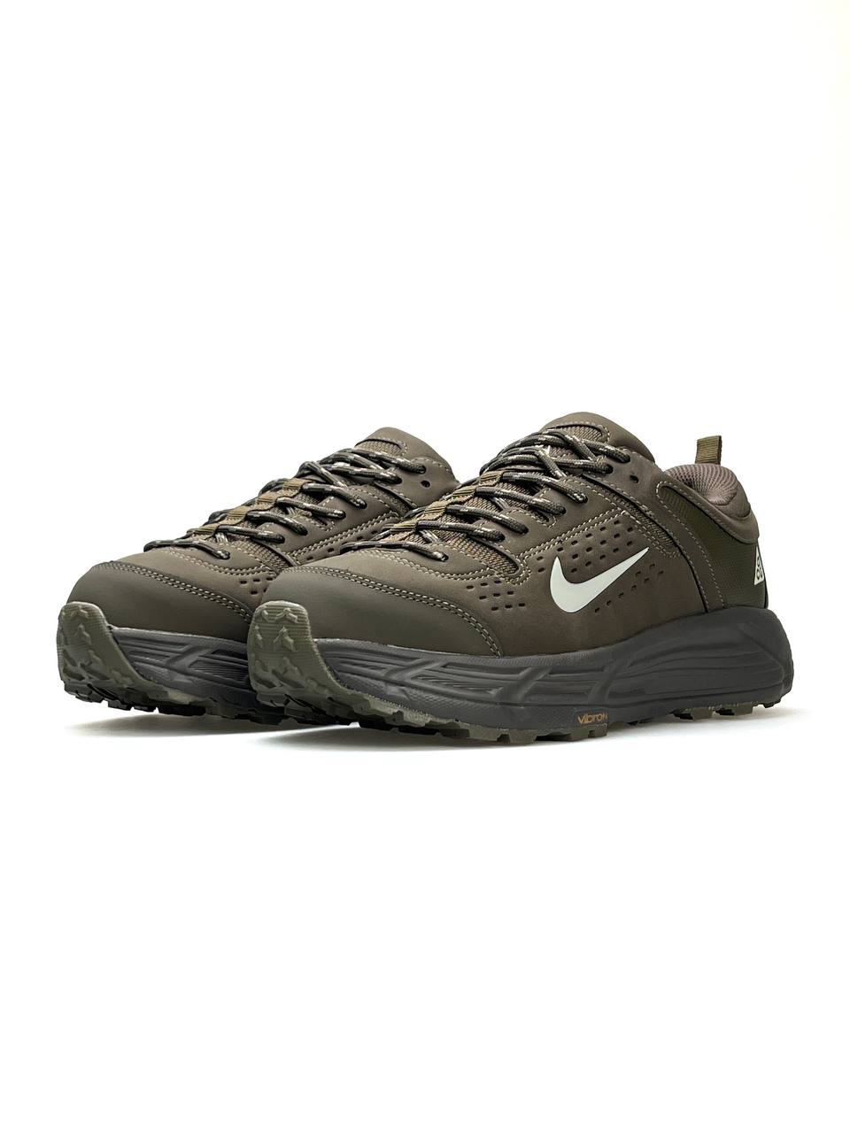 Nike ACG Running Khaki