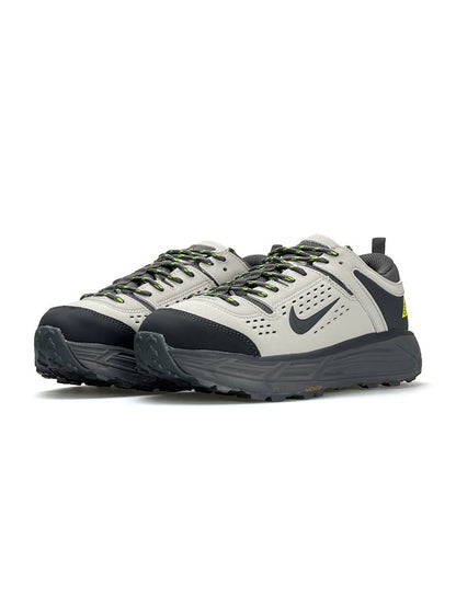 Nike ACG Running Grey