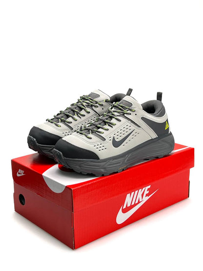 Nike ACG Running Grey