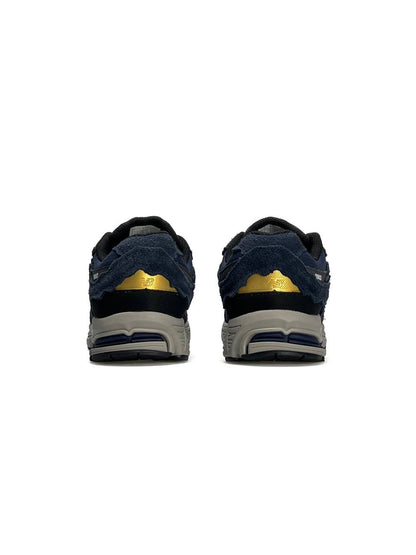 New Balance 2002R Gore-Tex Navy