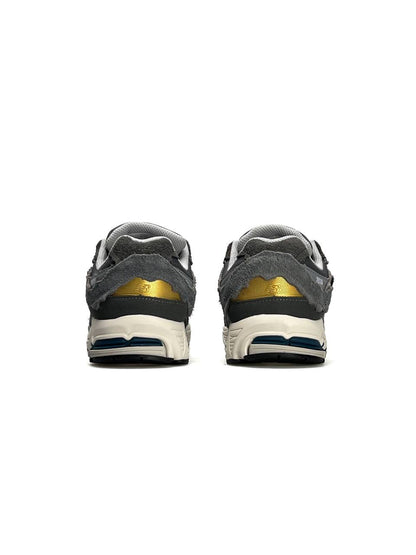 New Balance 2002R Gore-Tex Grey