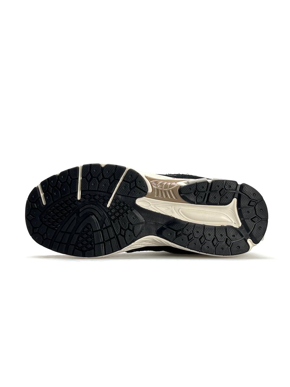 New Balance 2002R Gore-Tex Black Beige