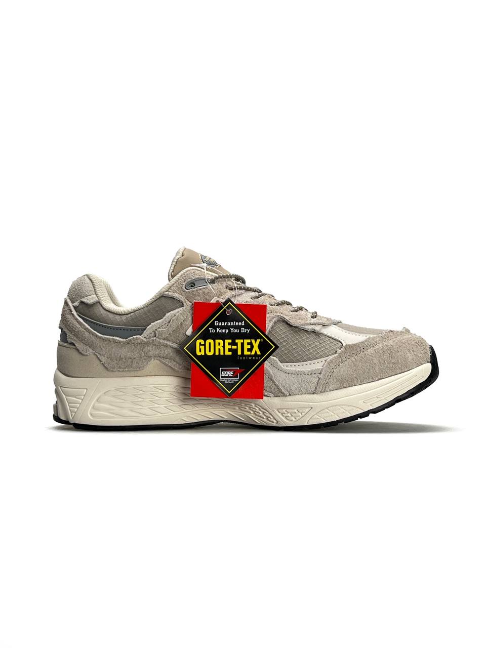 New Balance 2002R Gore-Tex Beige Brown
