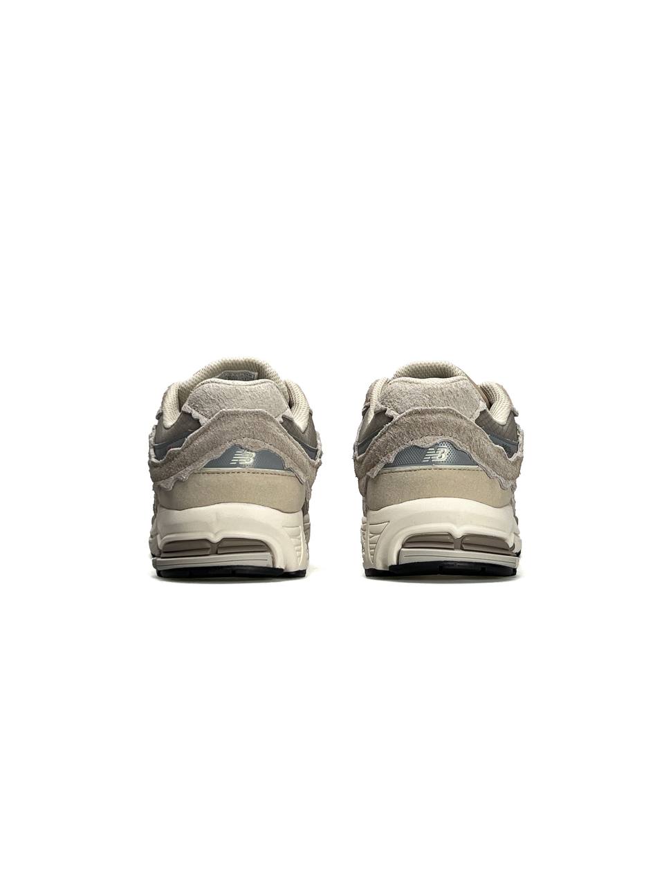 New Balance 2002R Gore-Tex Beige Brown