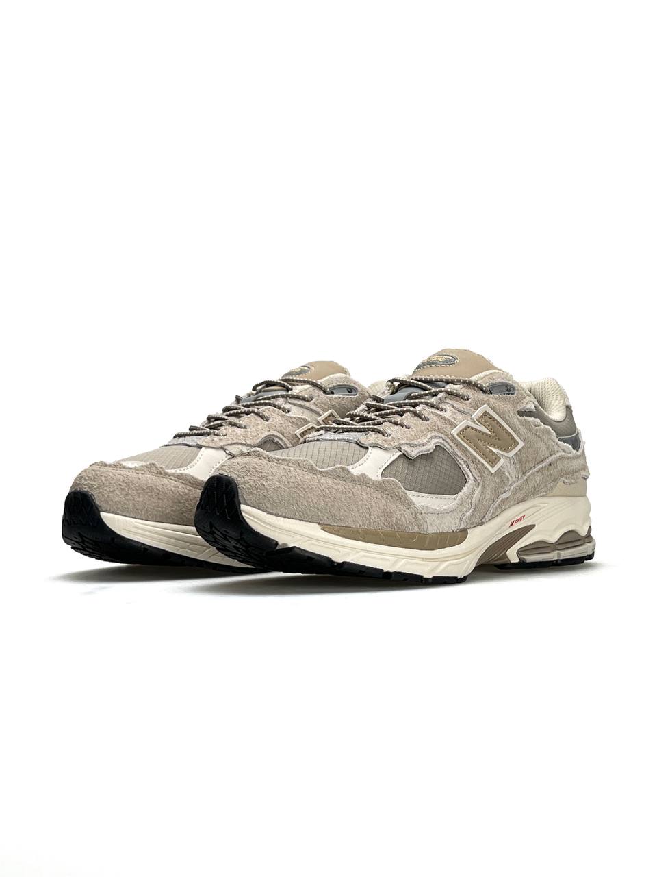 New Balance 2002R Gore-Tex Beige Brown