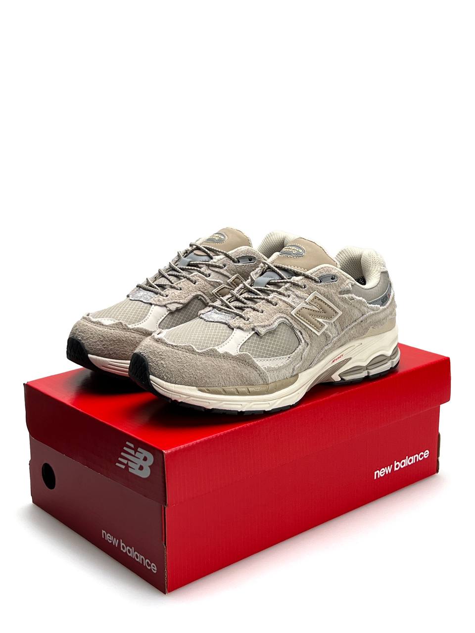 New Balance 2002R Gore-Tex Beige Brown