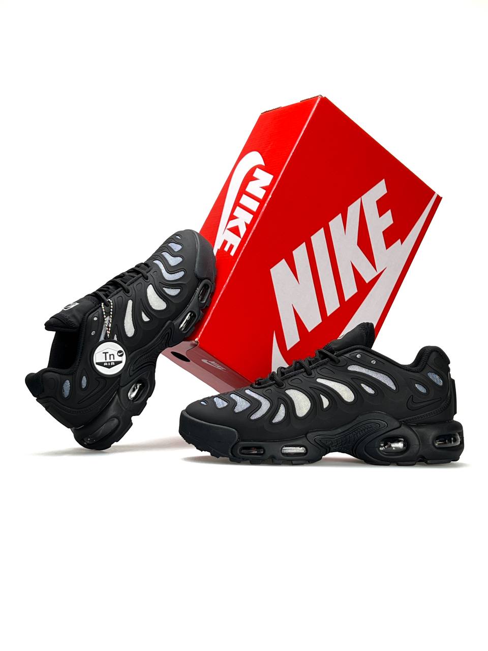 Nike Air Max Plus Drift Black