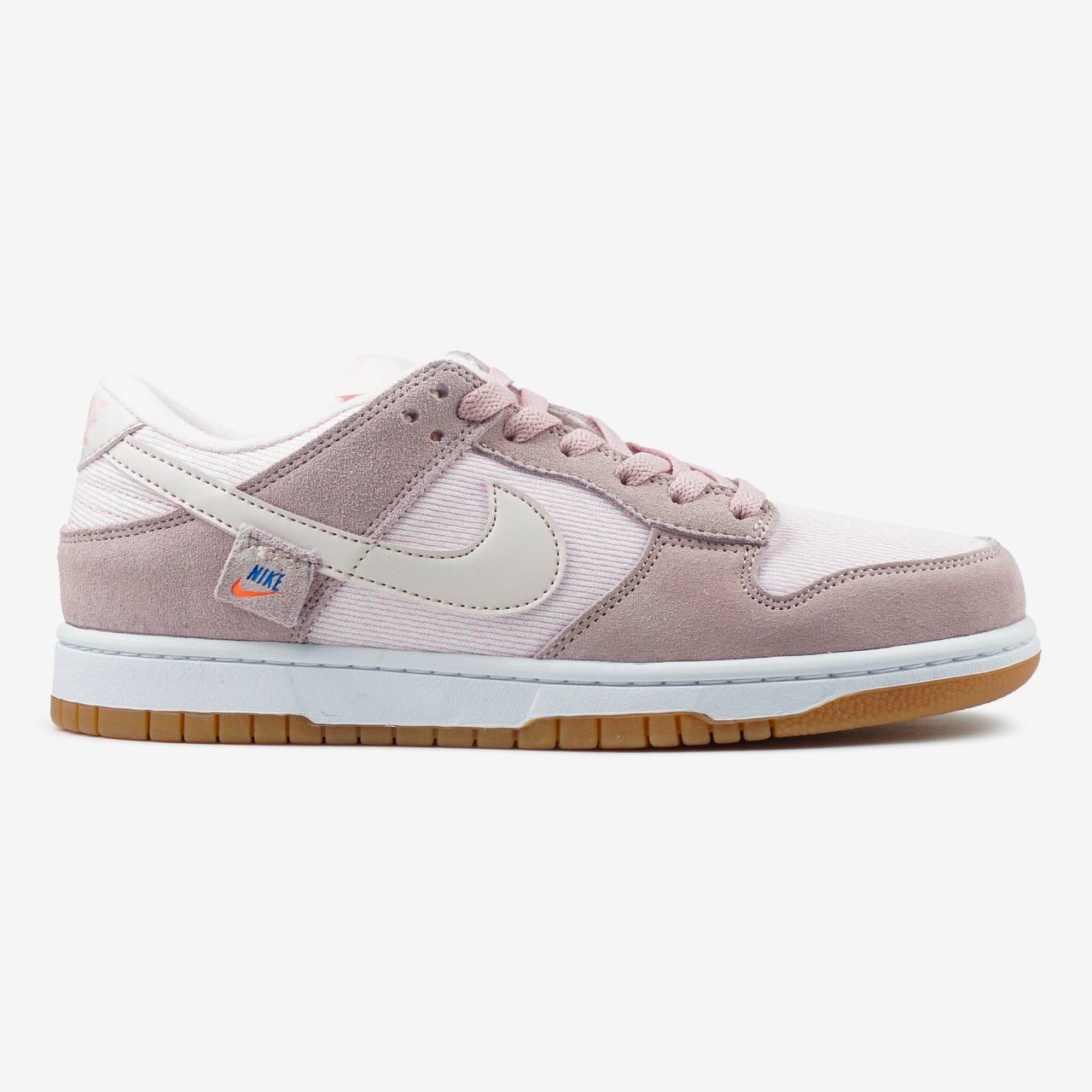 Nike SB Dunk Low Teddy Bear Pink