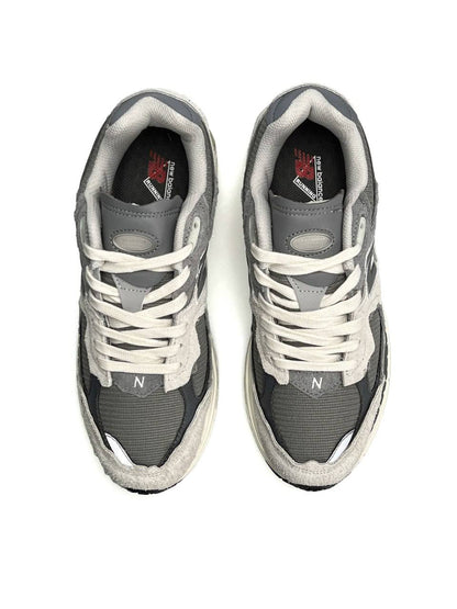 New Balance 2002R Light Grey Green