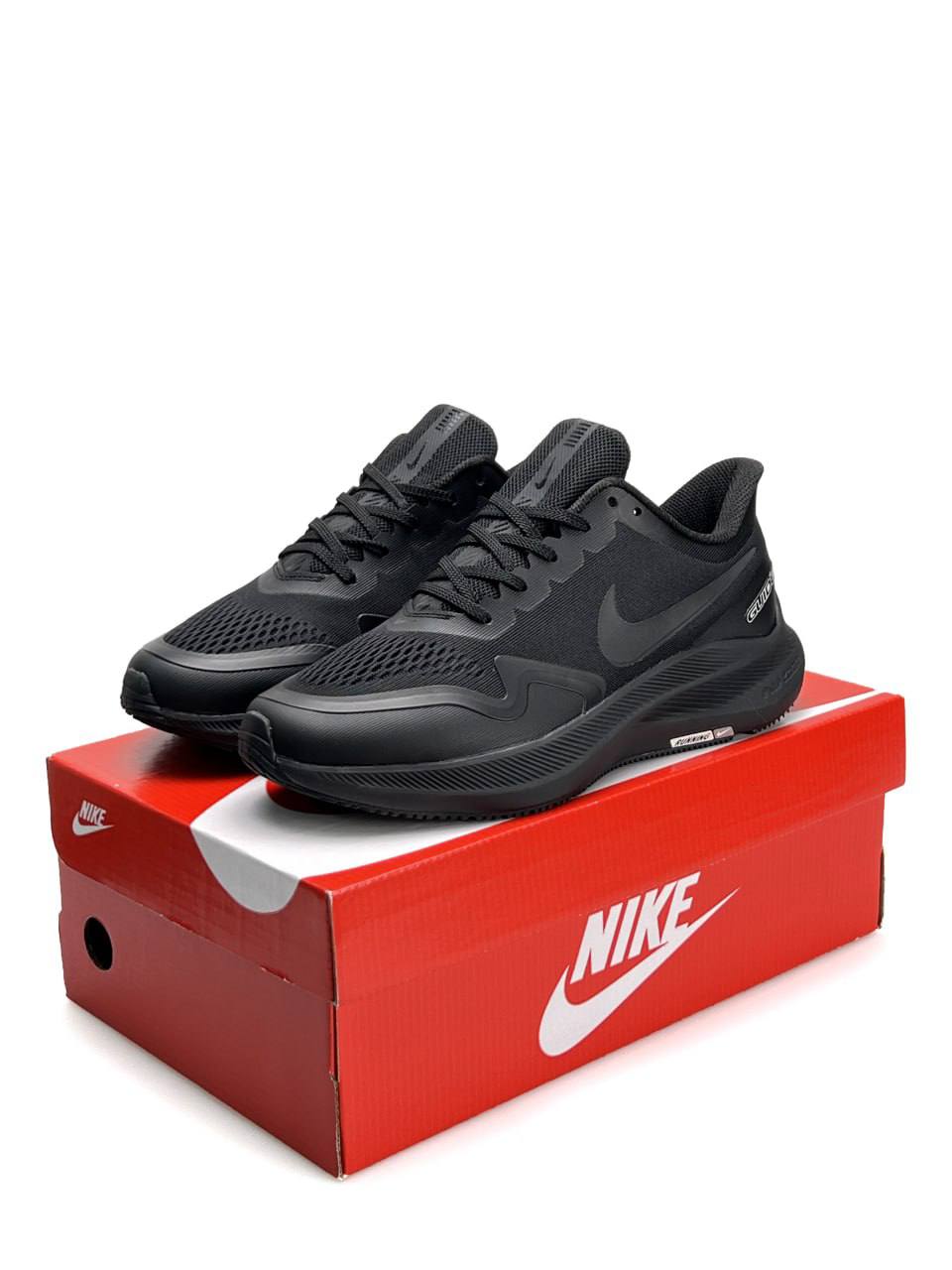 Nike Air Zoom Winflo 8 Shield All Black