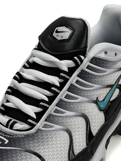 Nike Air Max Plus White Black Mint