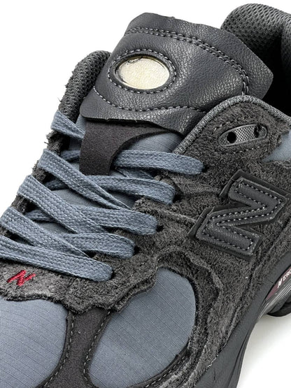 New Balance 2002R Dark Grey II