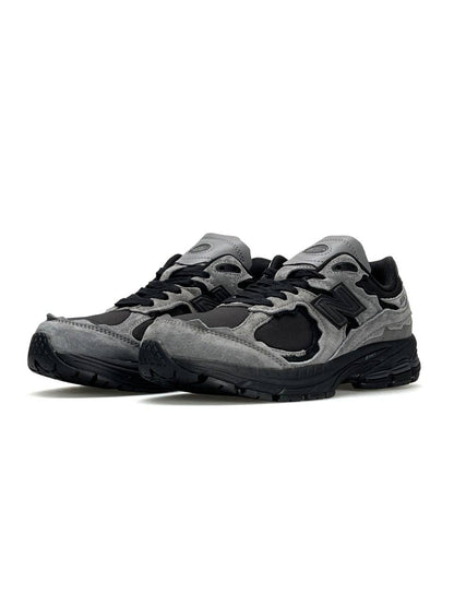 New Balance 2002R Dark Grey Black