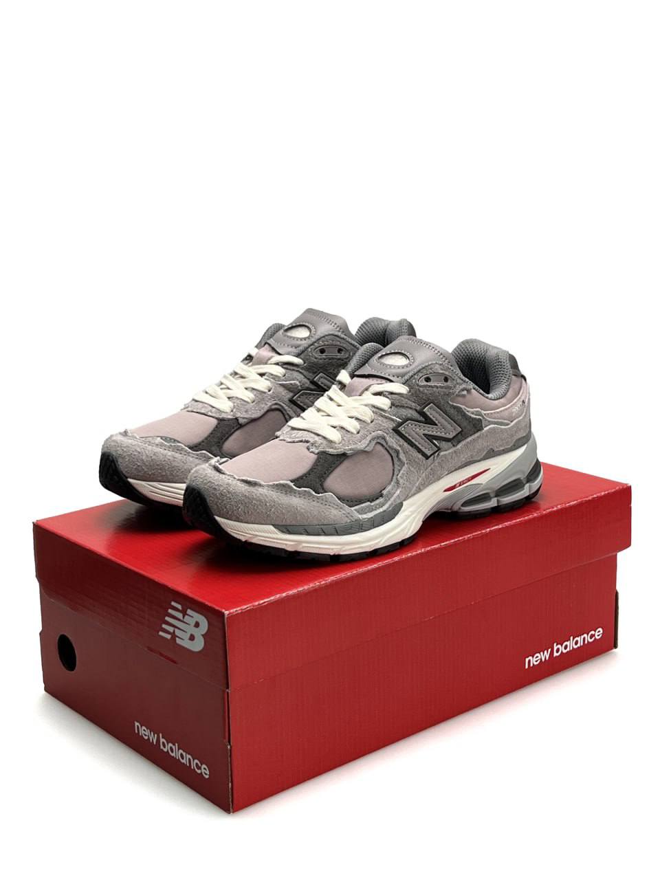 New Balance 2002R Grey Pink