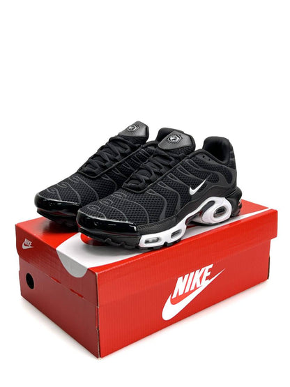 Nike Air Max Plus New Reflektive Black White