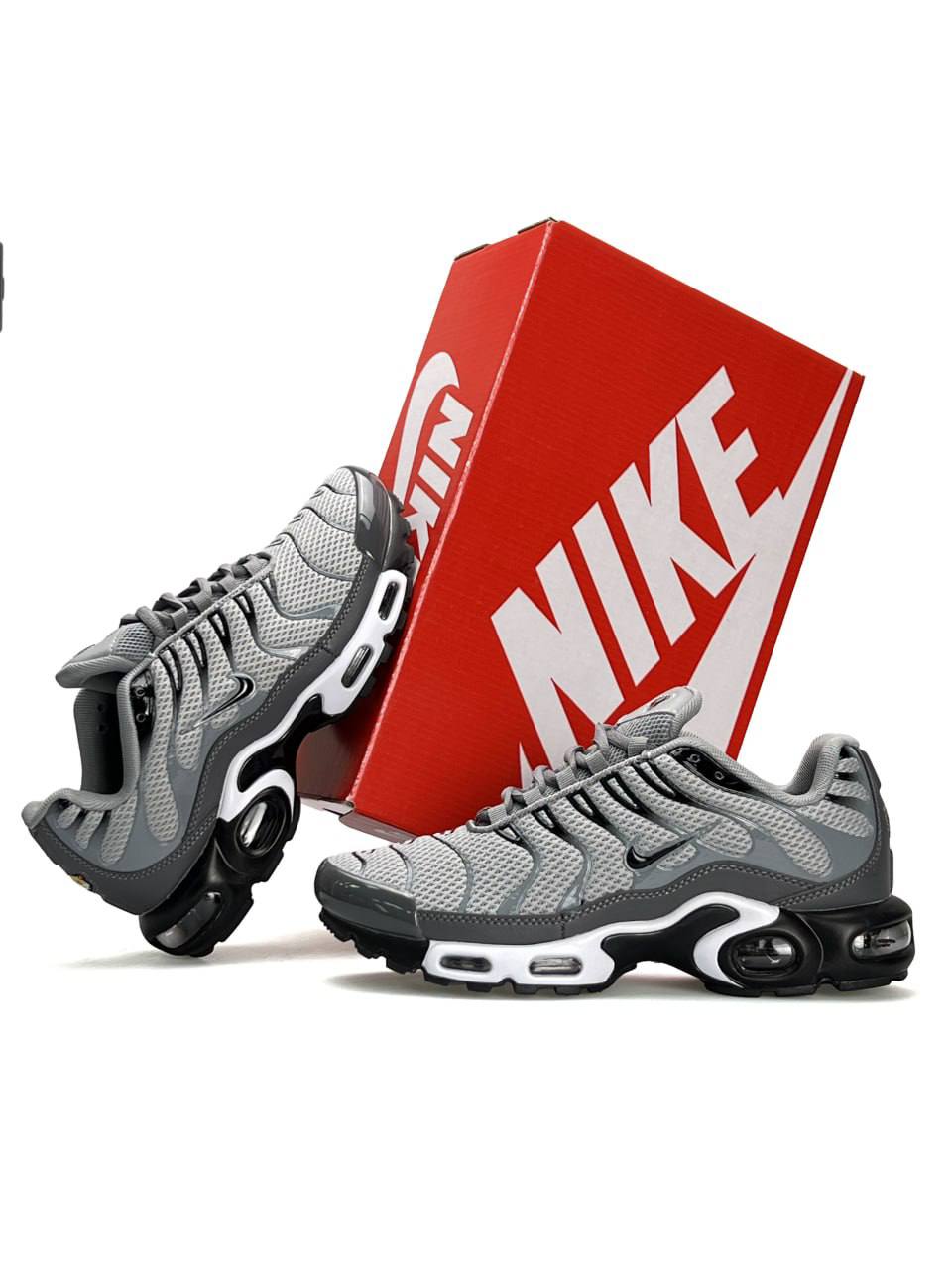 Nike Air Max Plus New Grey