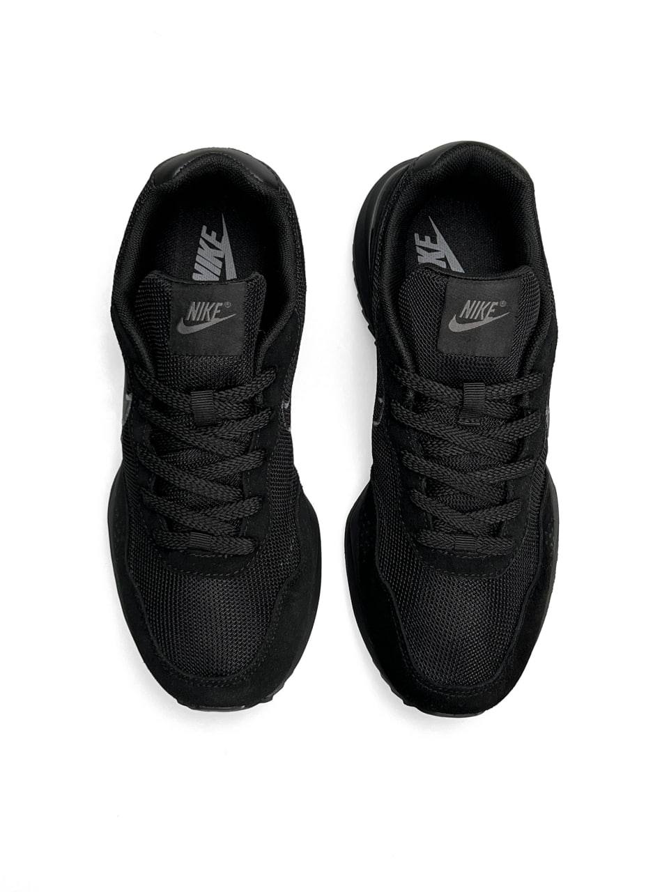 Nike Zoom Venture All Black