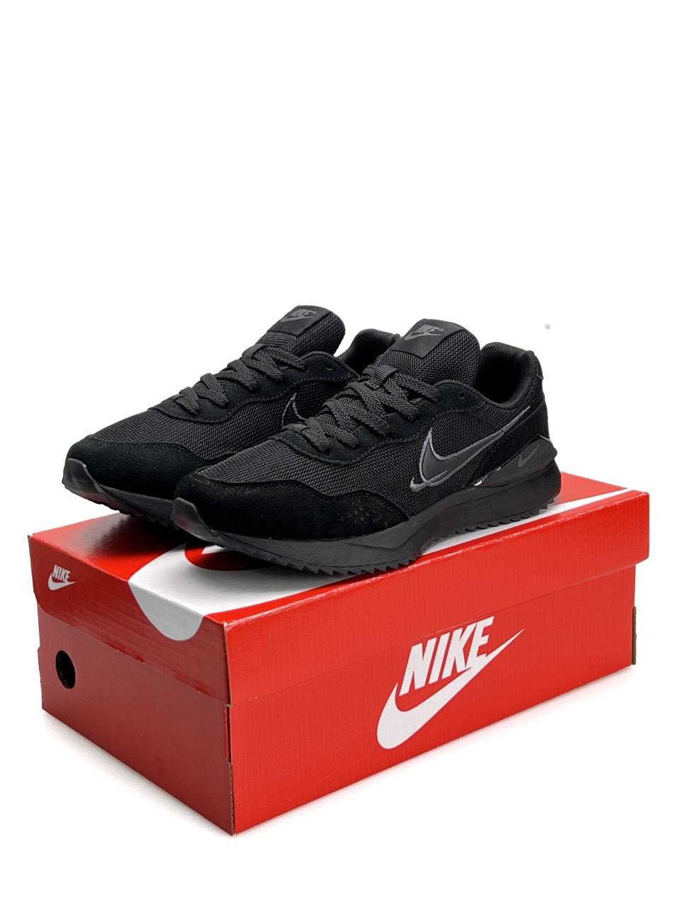 Nike Zoom Venture All Black