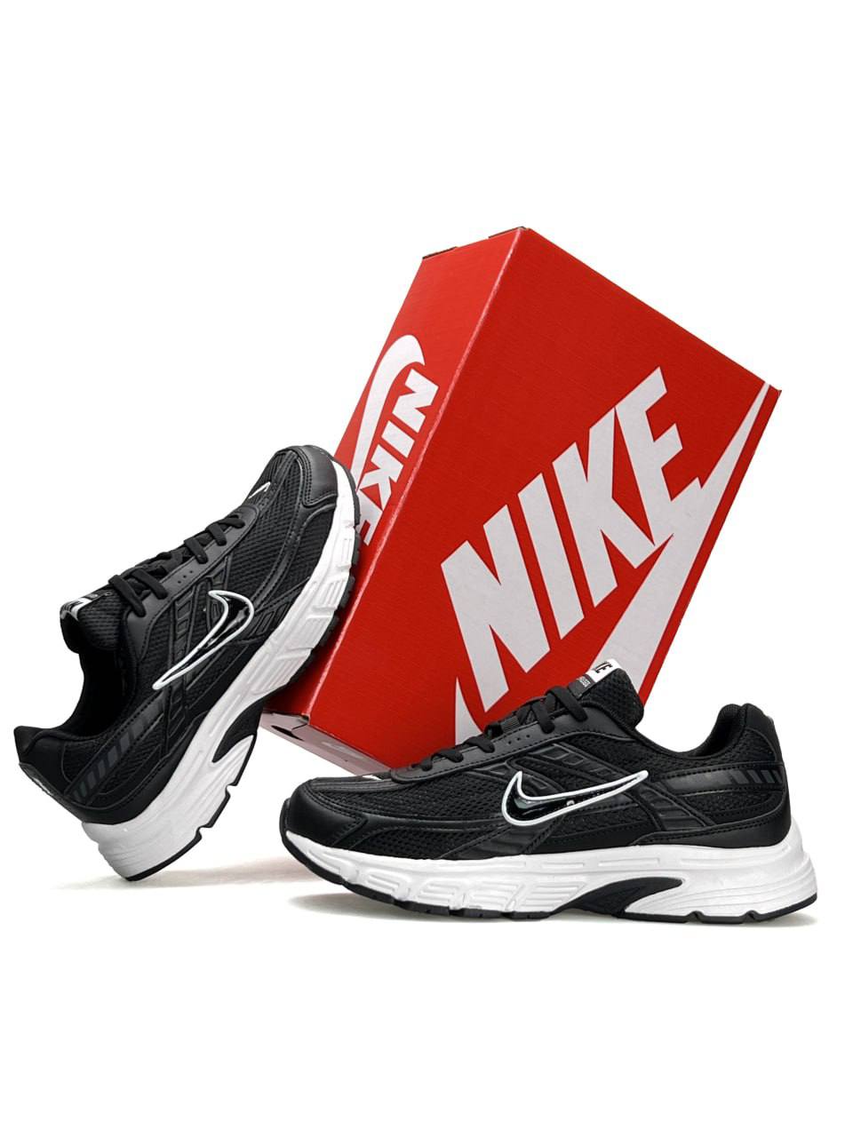 Nike Initiator Black White