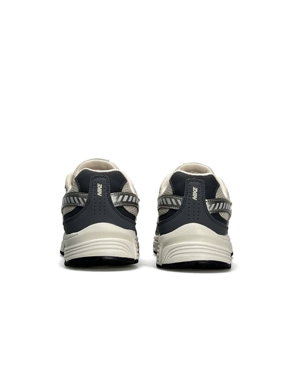 Nike Initiator Beige Grey