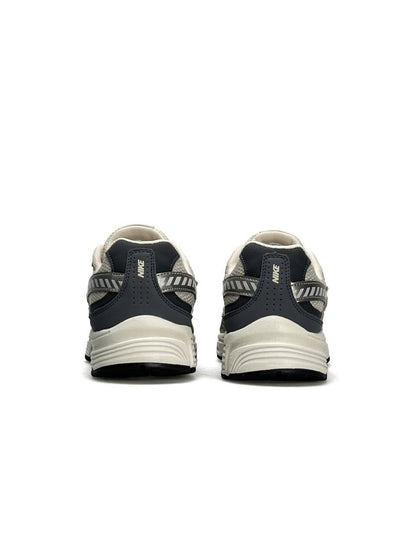 Nike Initiator Beige Grey