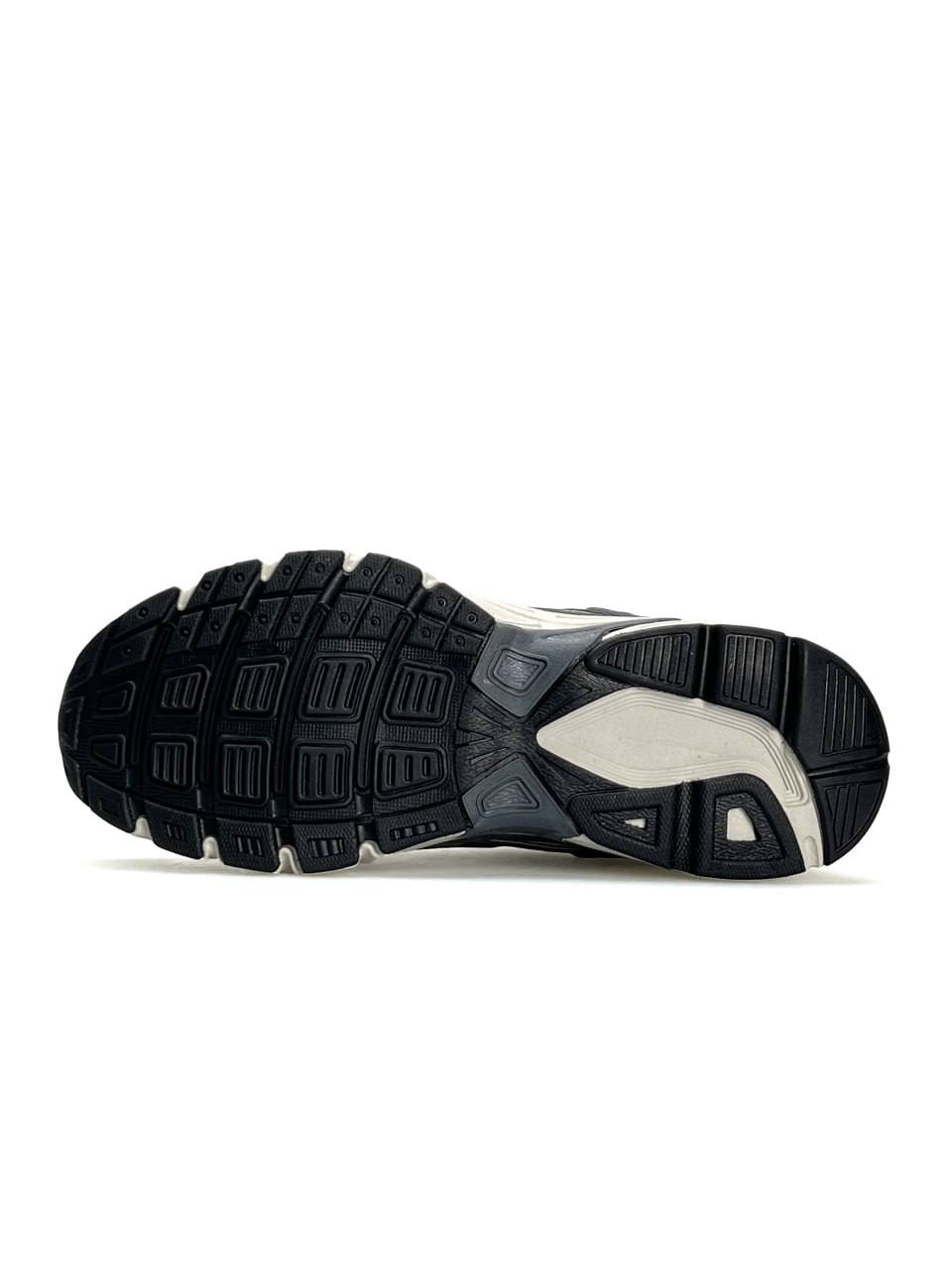 Nike Initiator Light Grey