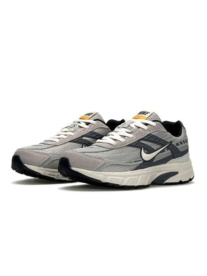 Nike Initiator Light Grey