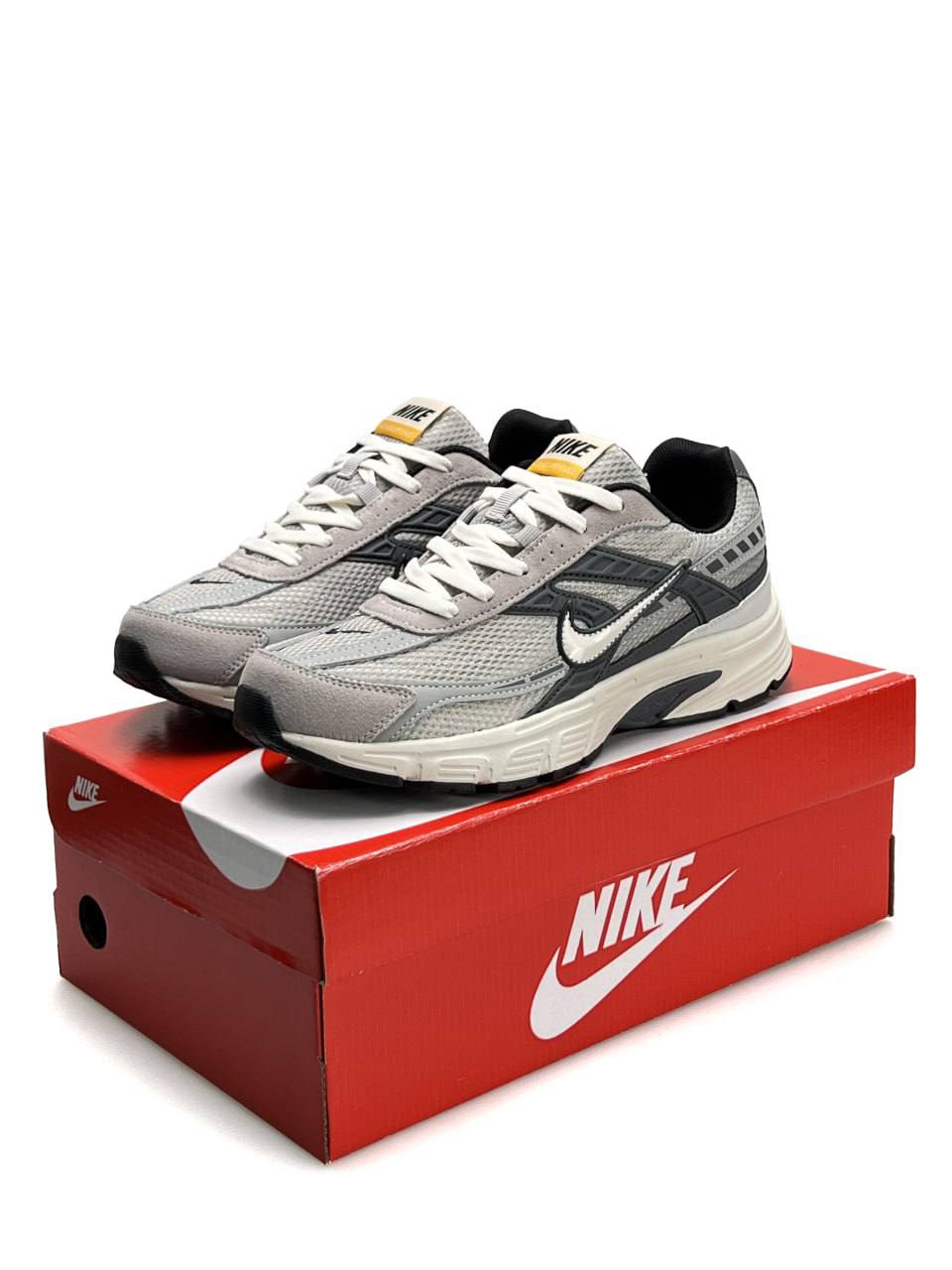 Nike Initiator Light Grey