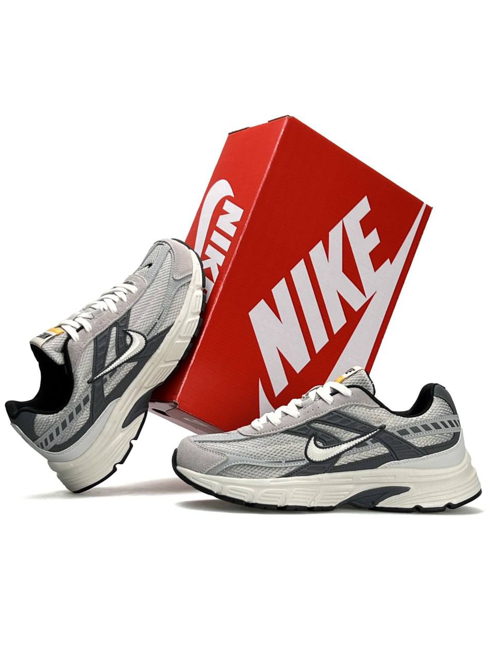 Nike Initiator Light Grey