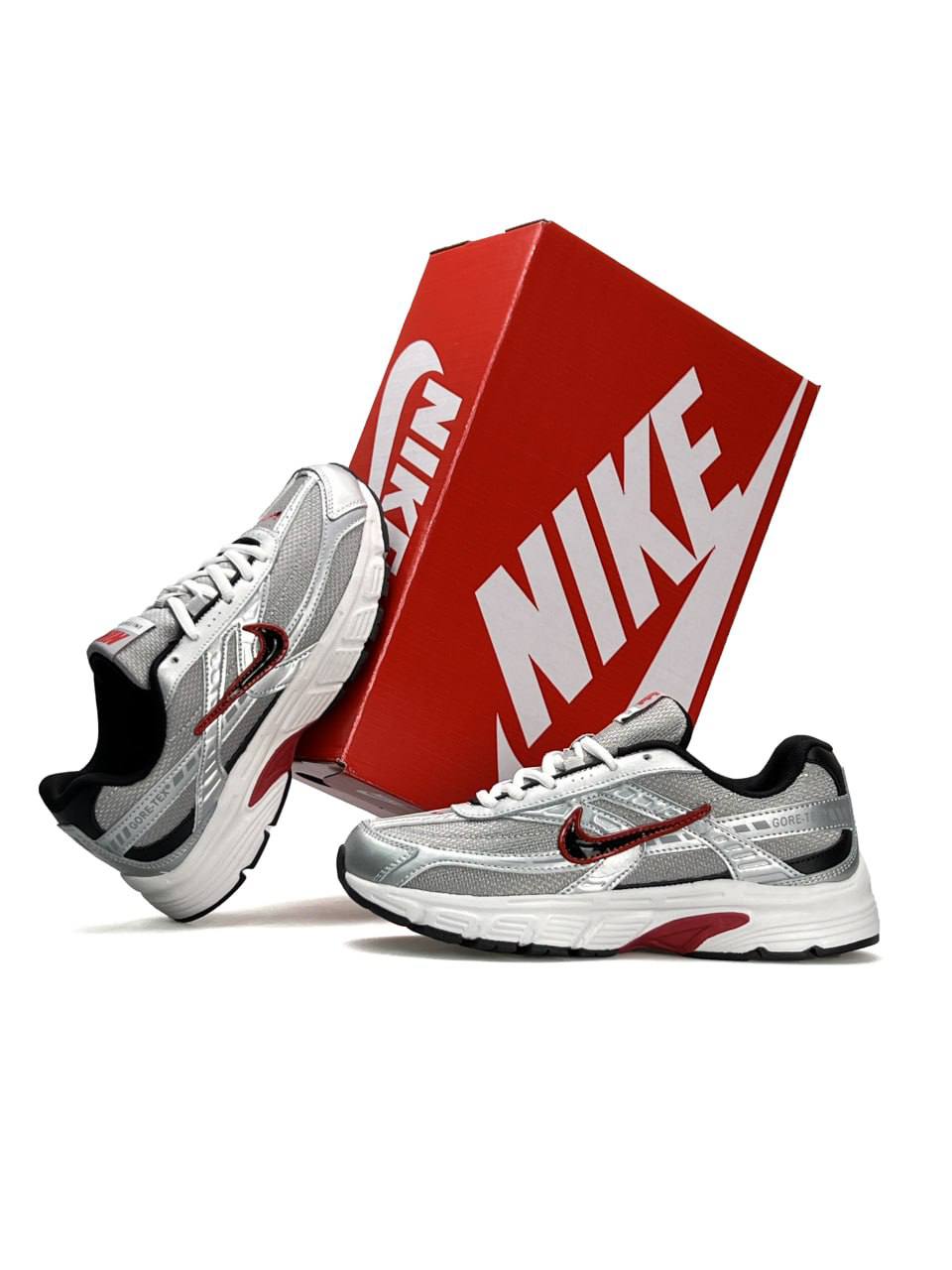 Nike Initiator Silver Red