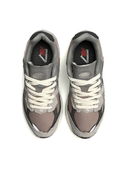 New Balance 2002R New Grey Pink