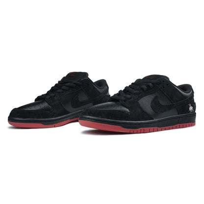 Nike SB Dunk Low Pigeon Black Red
