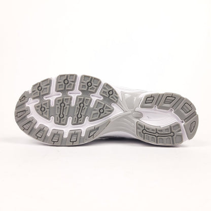 New Balance 740 White Grey