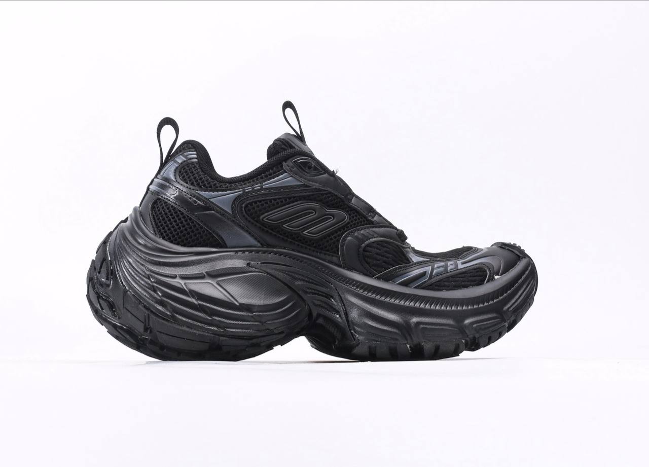 Balenciaga 10XL Black