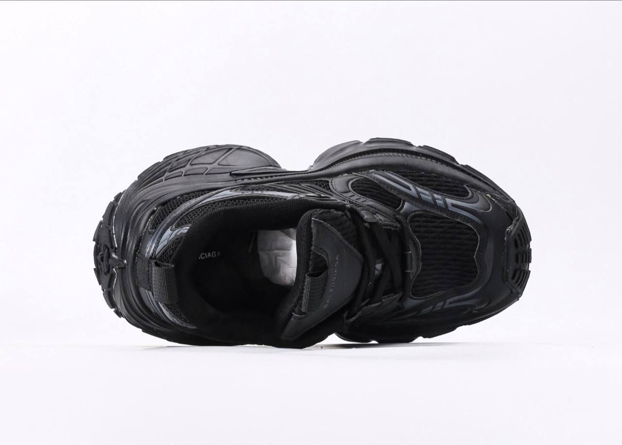 Balenciaga 10XL Black
