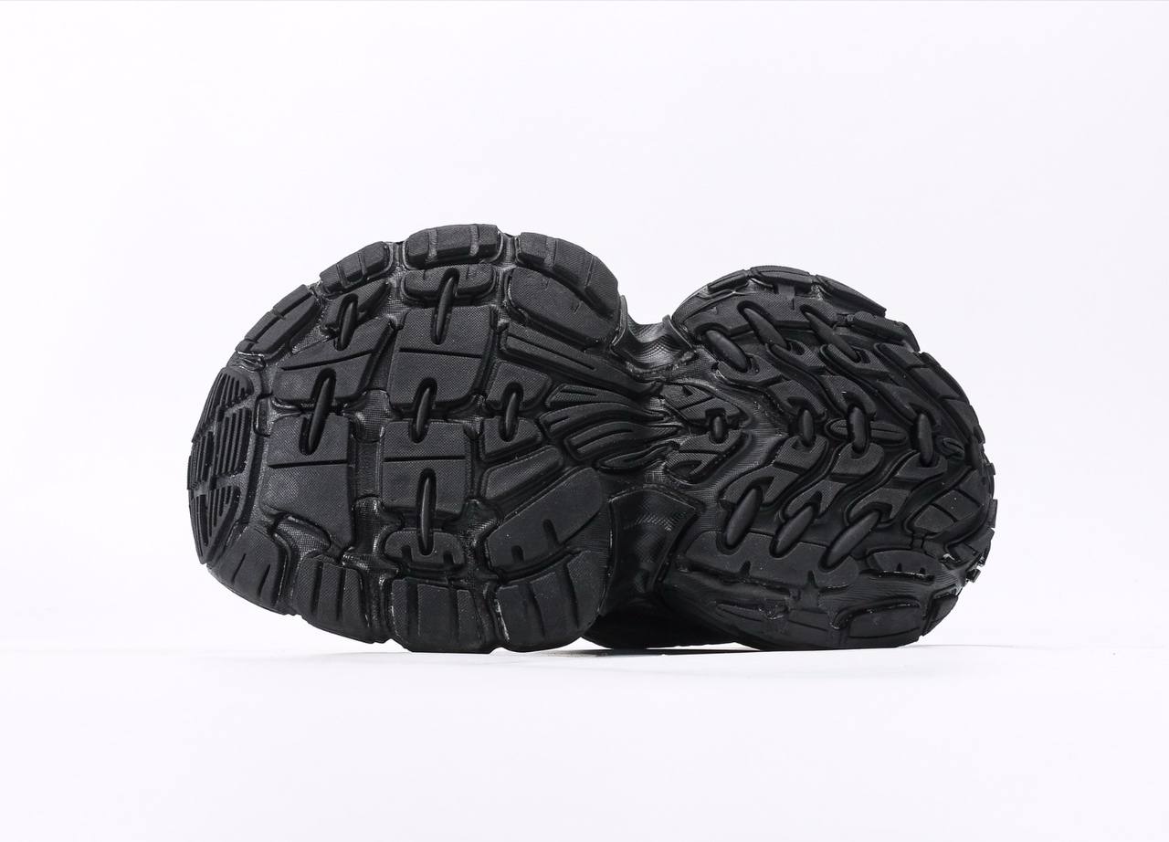 Balenciaga 10XL Black