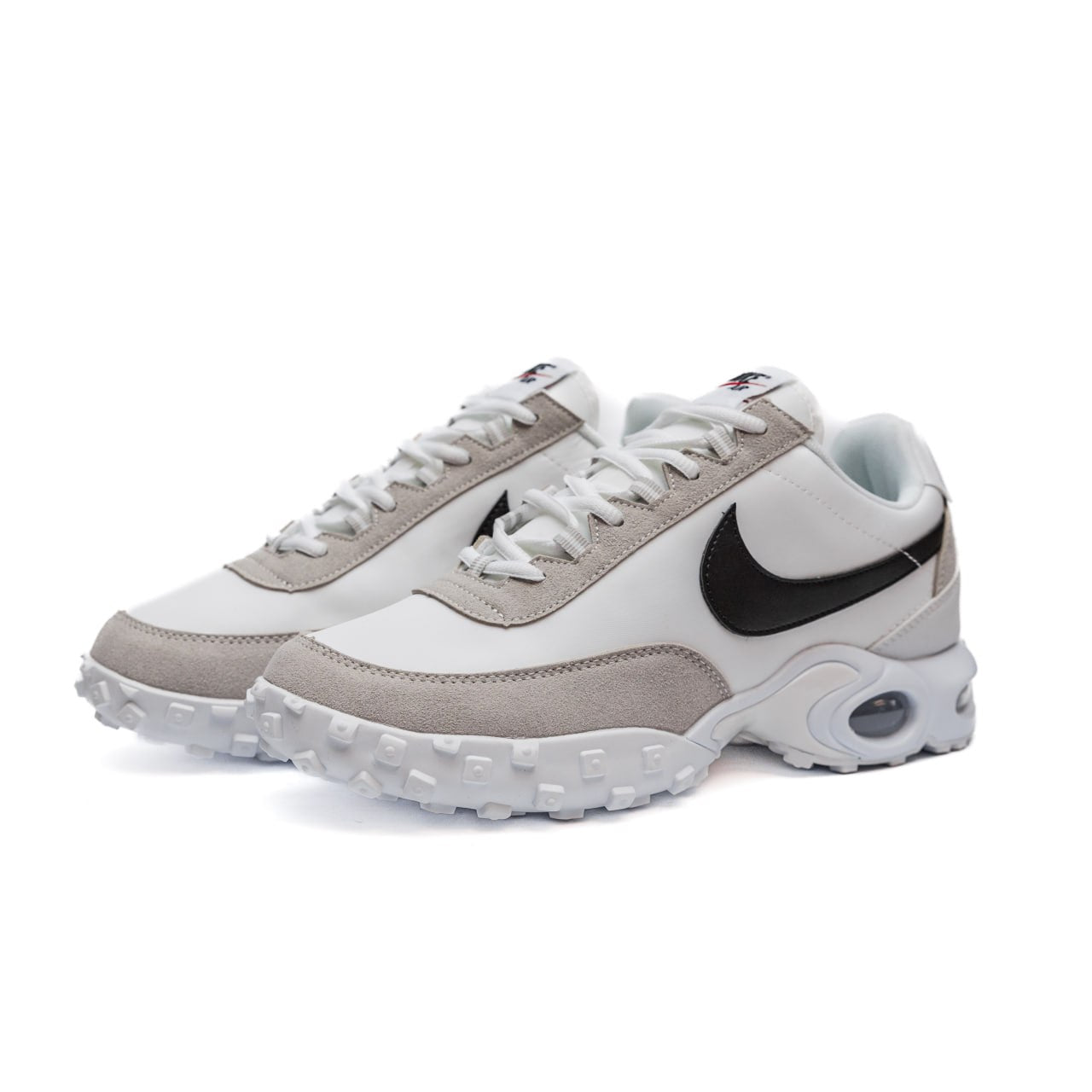 Nike Air Max Waffle SP Action