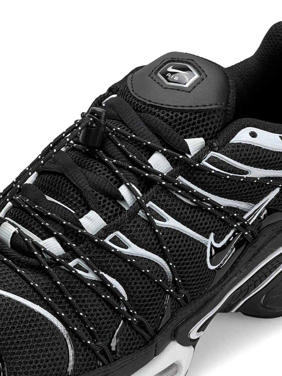 Nike Air Max Plus TN Lace Toggle White Black