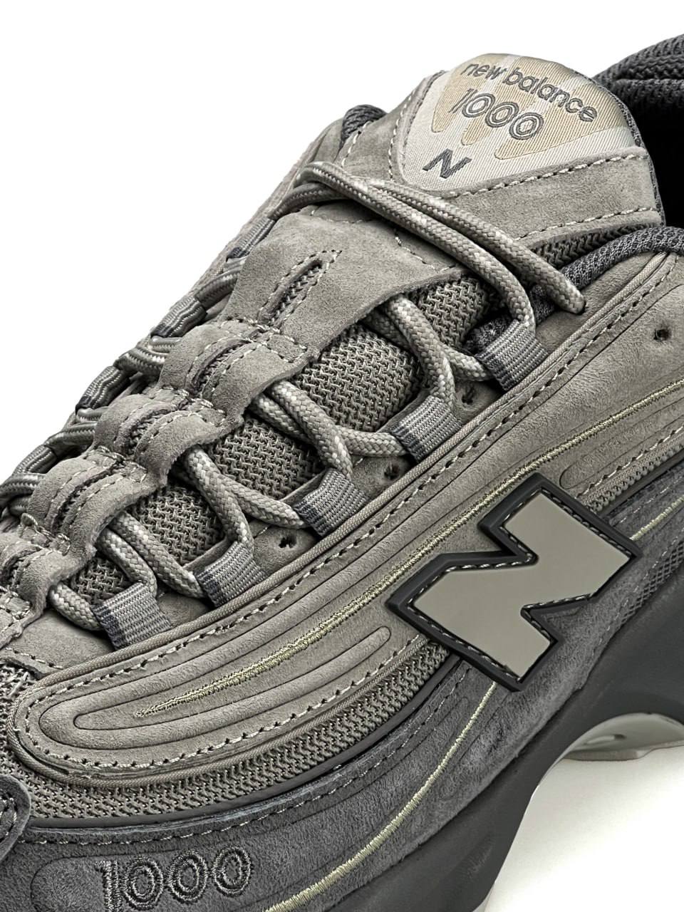 New Balance 1000 Light Grey