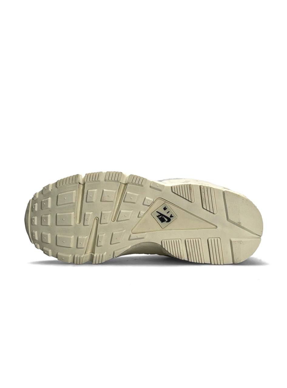 Nike Air Huarache Beige