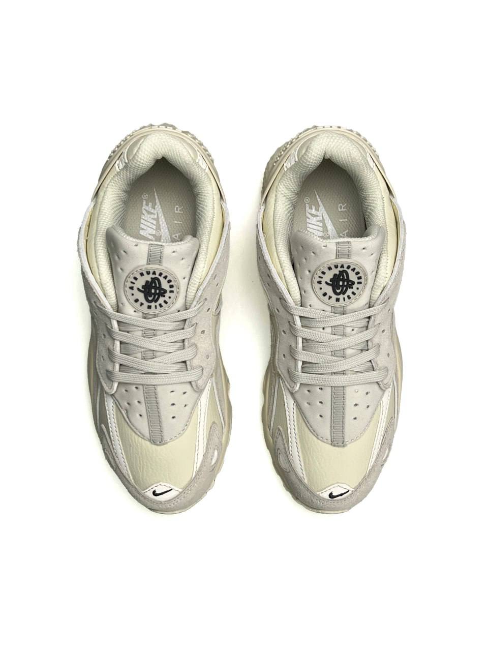 Nike Air Huarache Beige