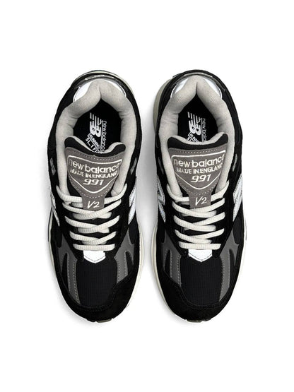 New Balance 991 Black Grey