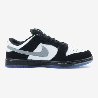 Nike SB Dunk Staple Panda Pigeon