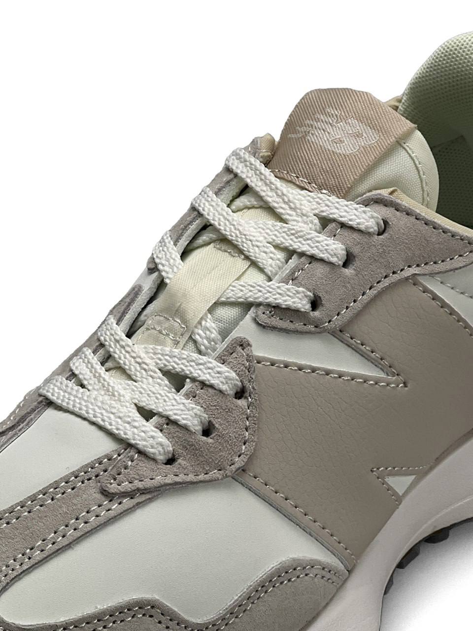 New Balance 327 Beige White