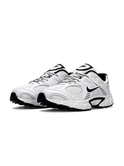 Nike V5 RNR White Black