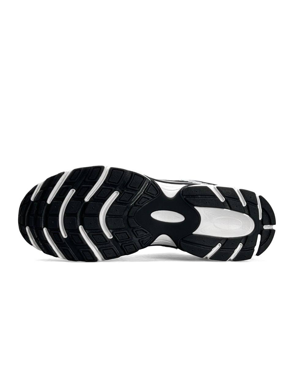 Nike V5 RNR Black White