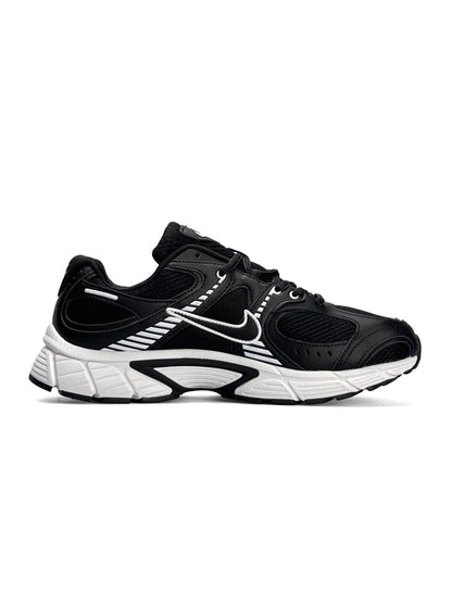 Nike V5 RNR Black White