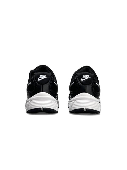 Nike V5 RNR Black White